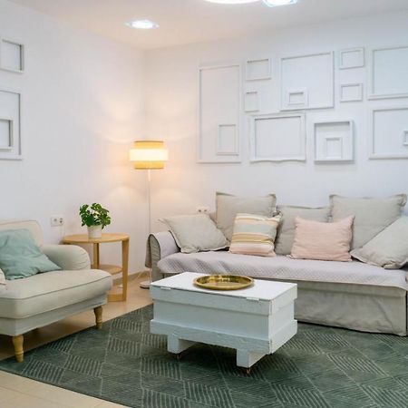Apartment Caleta Beach マラガ エクステリア 写真
