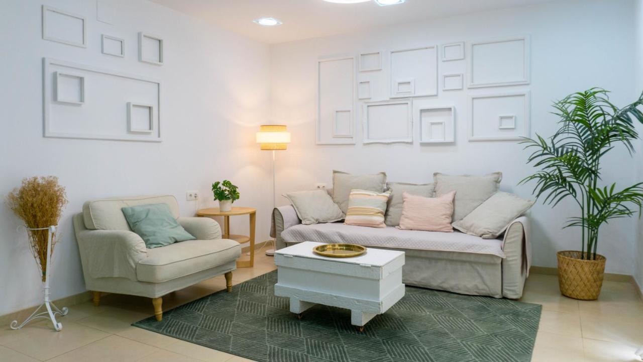 Apartment Caleta Beach マラガ エクステリア 写真