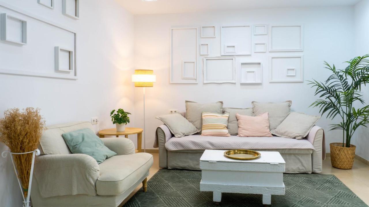 Apartment Caleta Beach マラガ エクステリア 写真