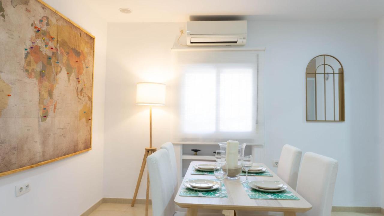 Apartment Caleta Beach マラガ エクステリア 写真
