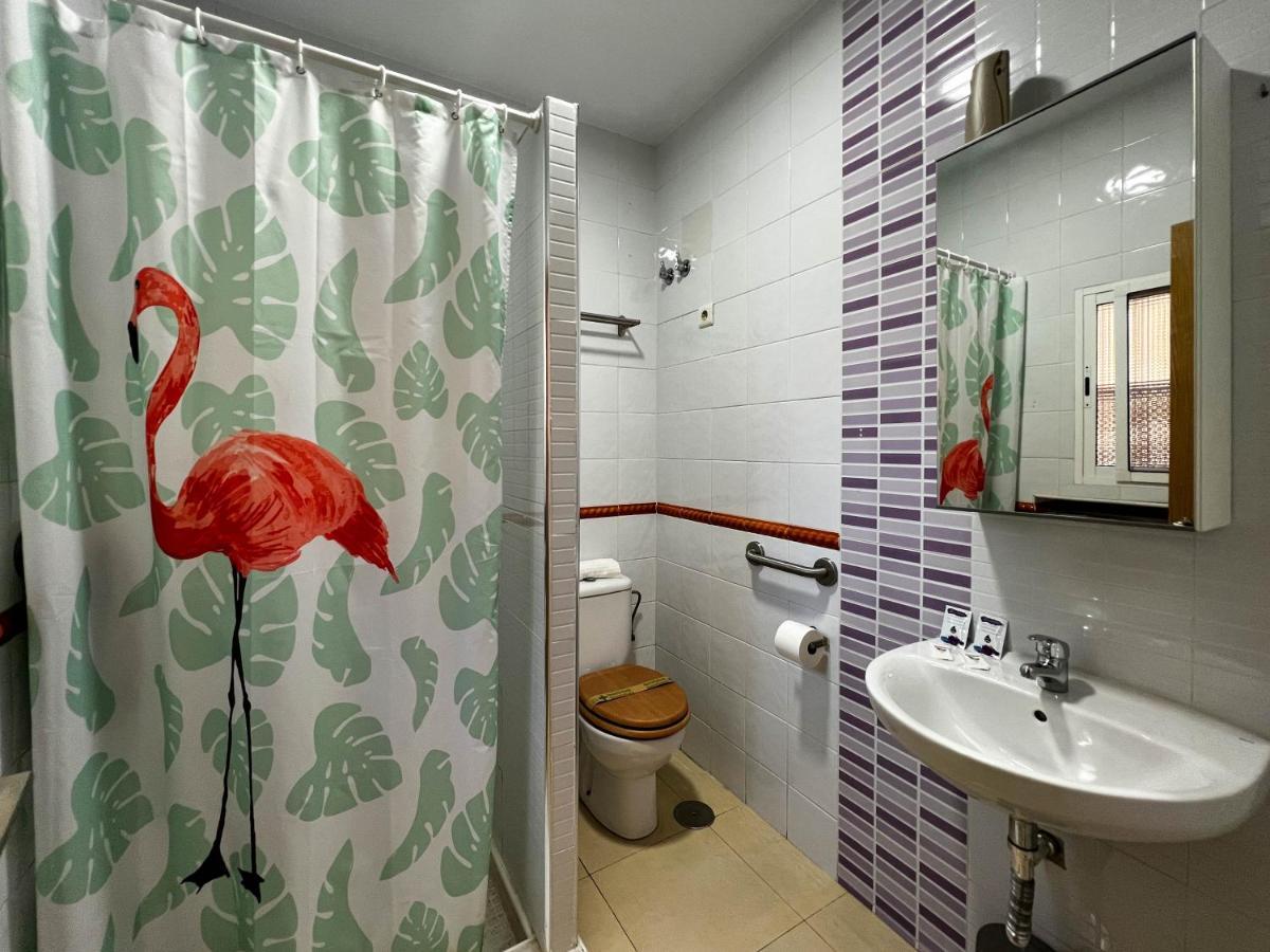Apartment Caleta Beach マラガ エクステリア 写真